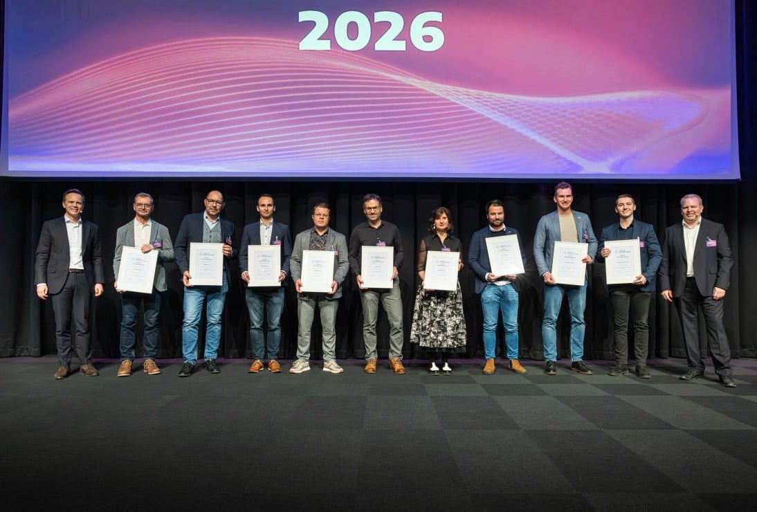 Auszeichnung für auto Doczekal. Stellantis, Club of Excellence, Bildrechte: Maxmoviez